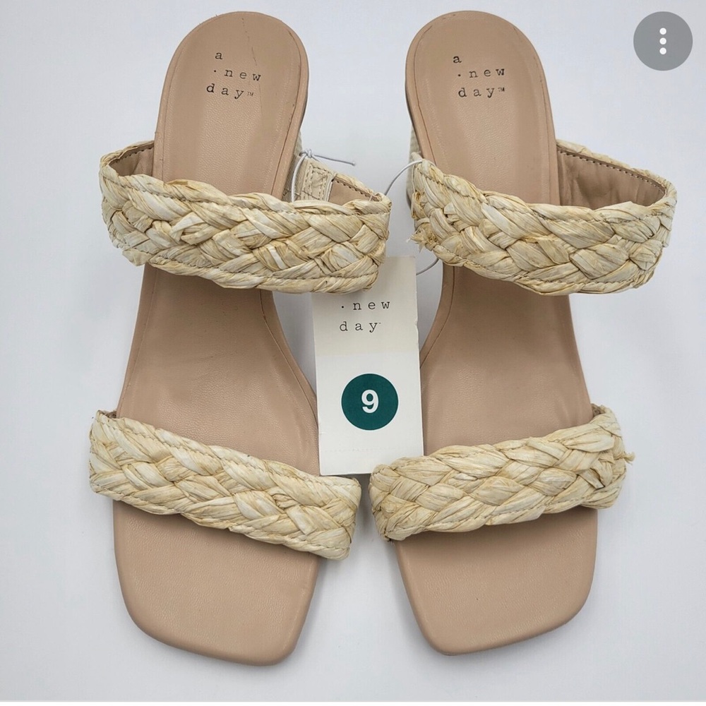 NWT Women’s Basil Heels size 9
